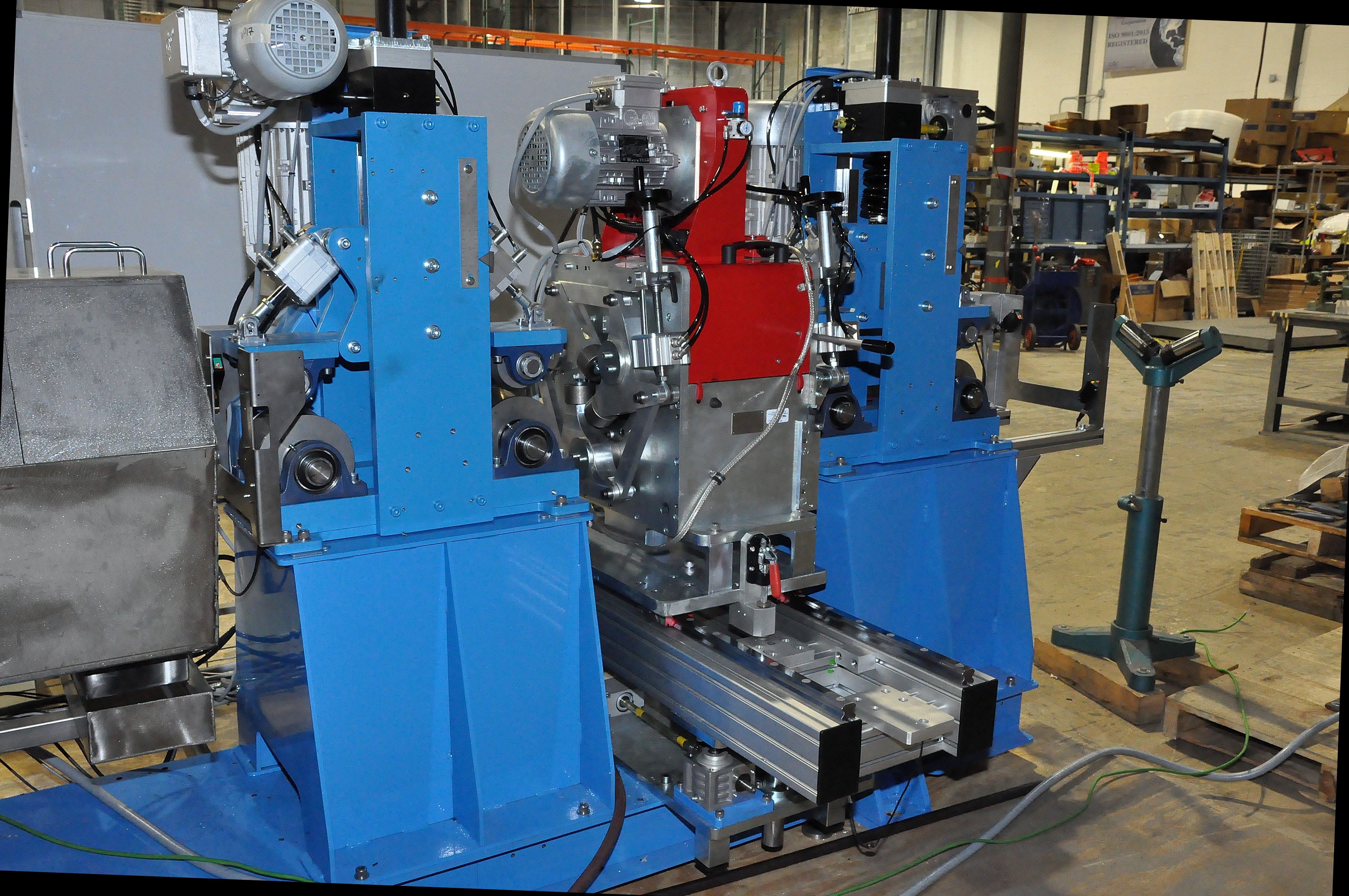 TEST BENCHES AND DRIVES