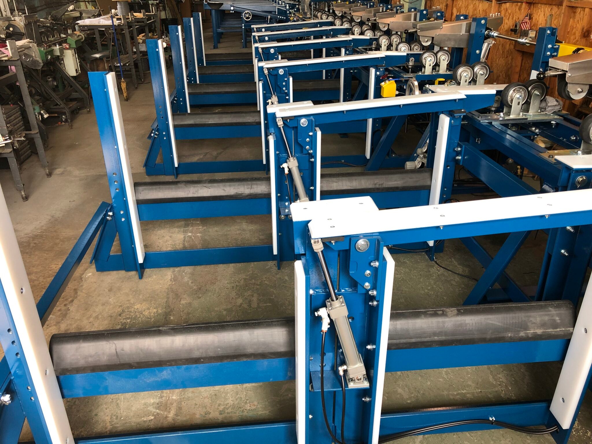 TacTic® Material Handling Loaders Model 219