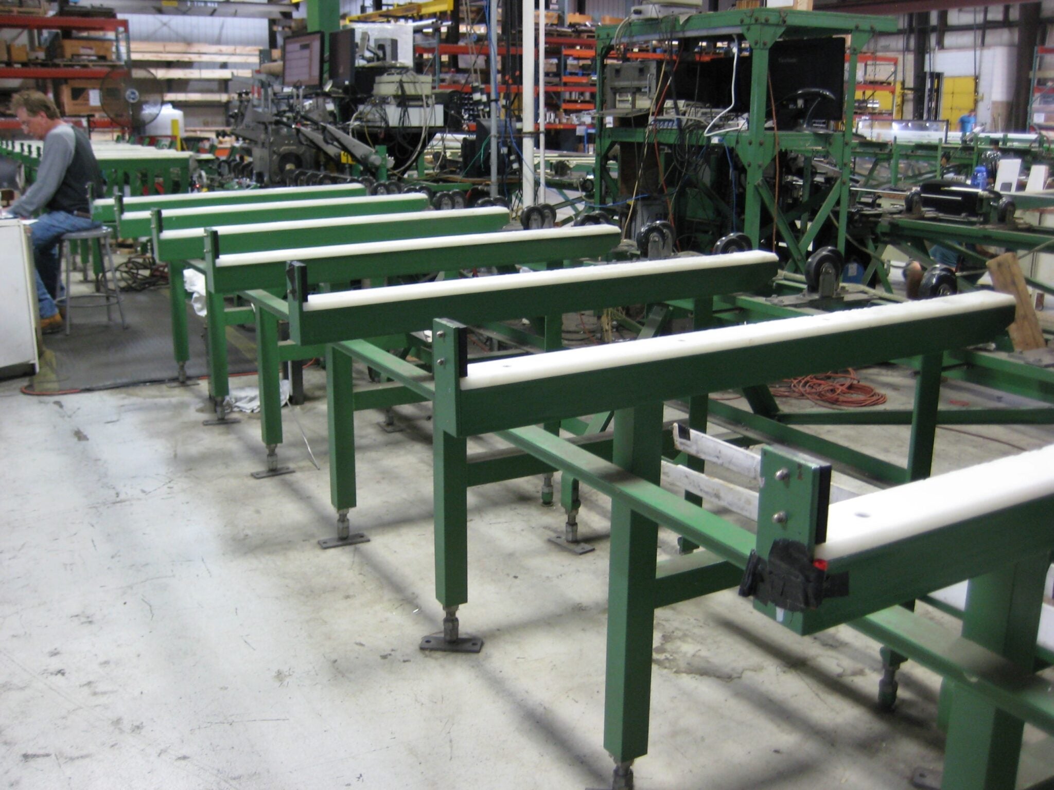 TacTic® Material Handling Air-actuated “Extended” Drive Units Model Model 204 and 205 Series