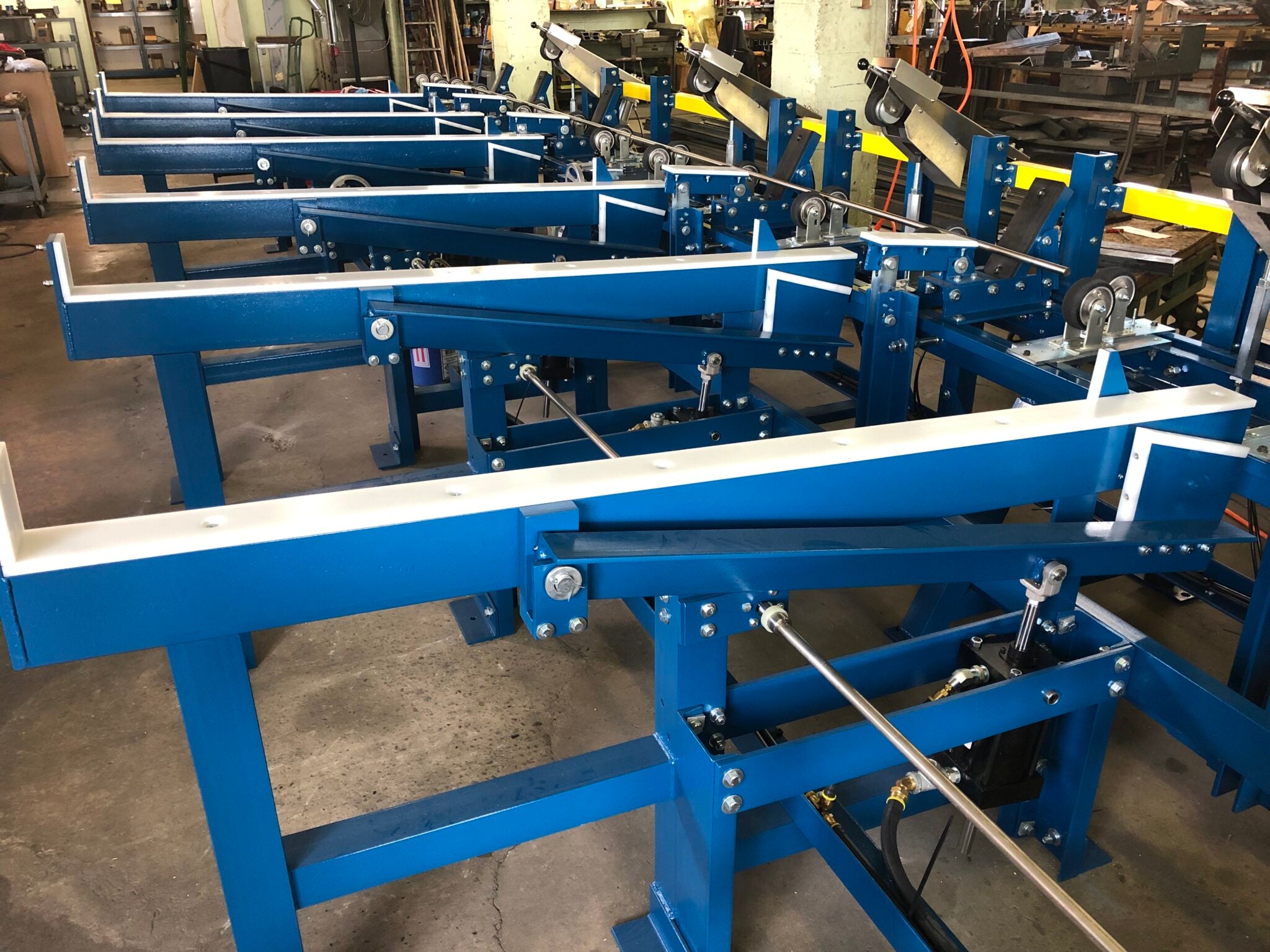 TacTic® Material Handling Air-actuated “Extended” Drive Units Model Model 204 and 205 Series